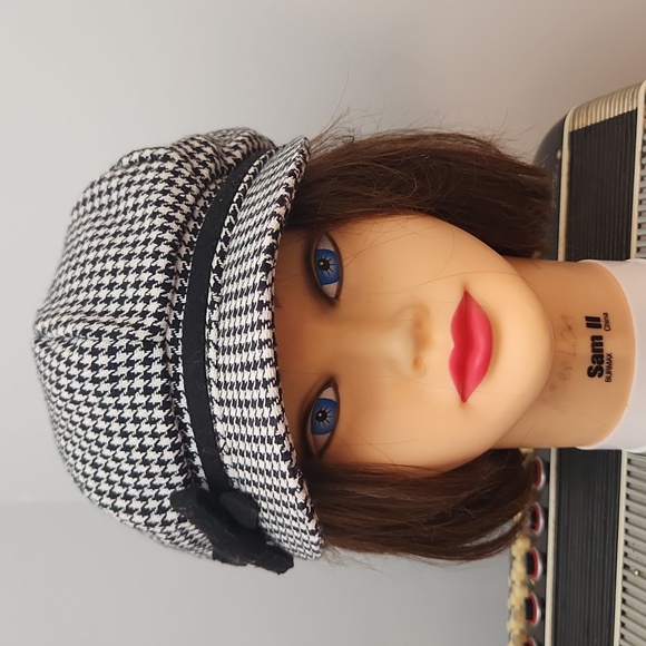 AWESOME BLACK & WHITE HOUNDSTOOTH CAP HAT W/BLACK VELVET BOW ACCENT - Picture 4 of 4